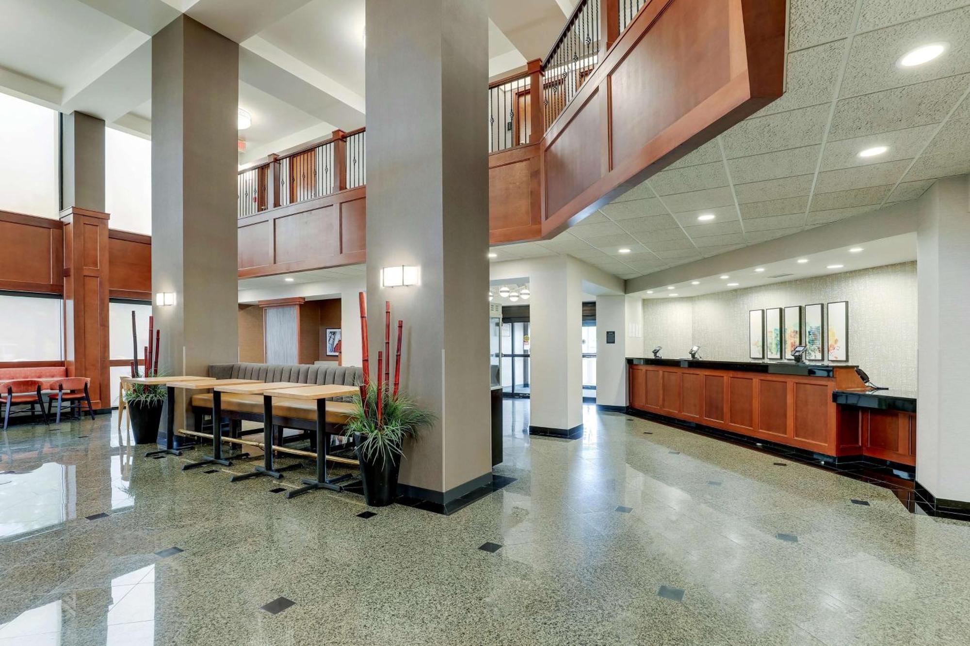 Drury Inn & Suites Birmingham Lakeshore Drive Dış mekan fotoğraf