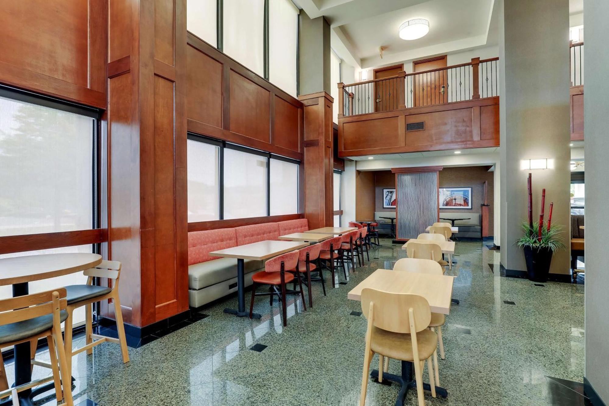 Drury Inn & Suites Birmingham Lakeshore Drive Dış mekan fotoğraf