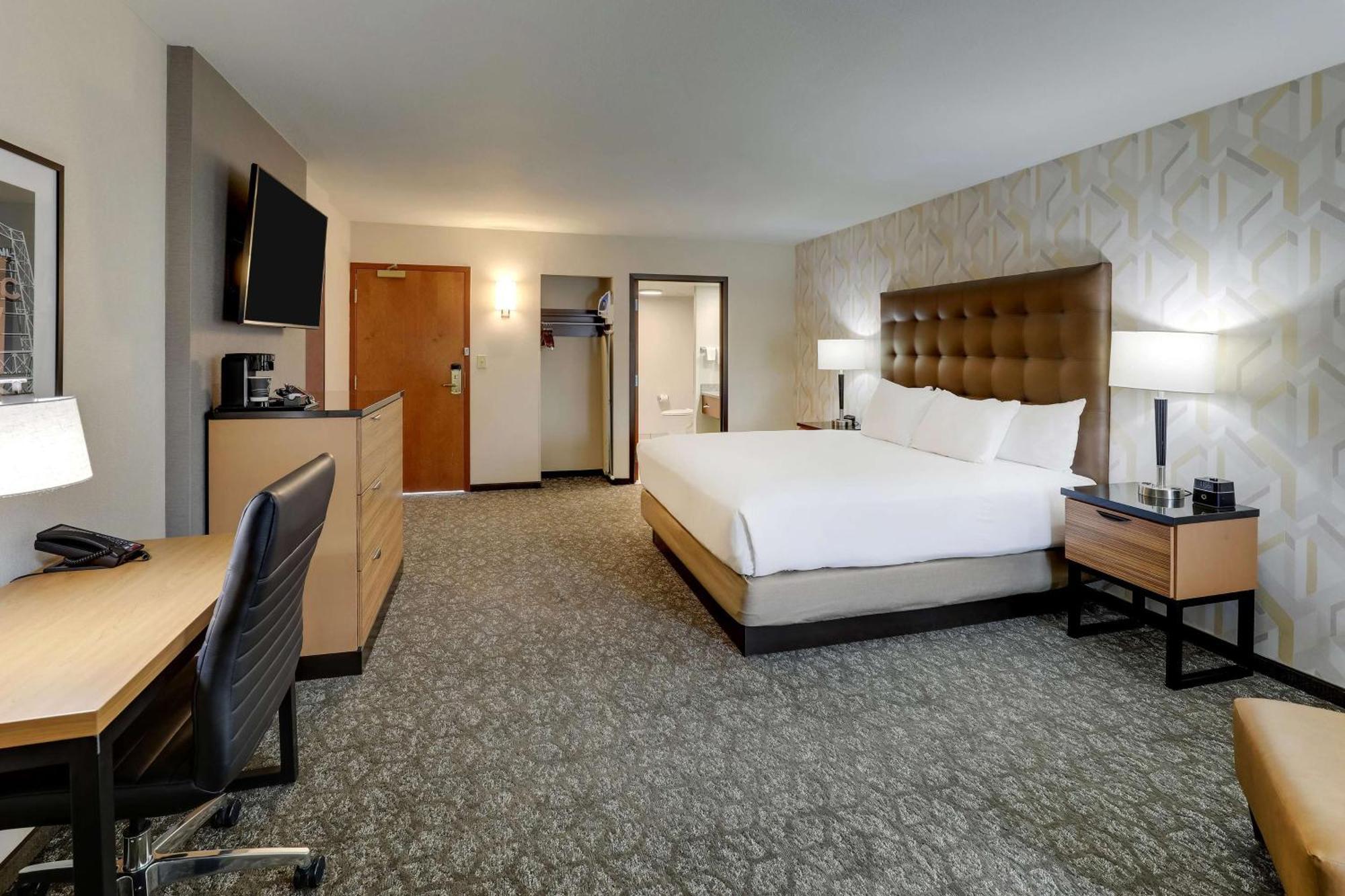 Drury Inn & Suites Birmingham Lakeshore Drive Dış mekan fotoğraf