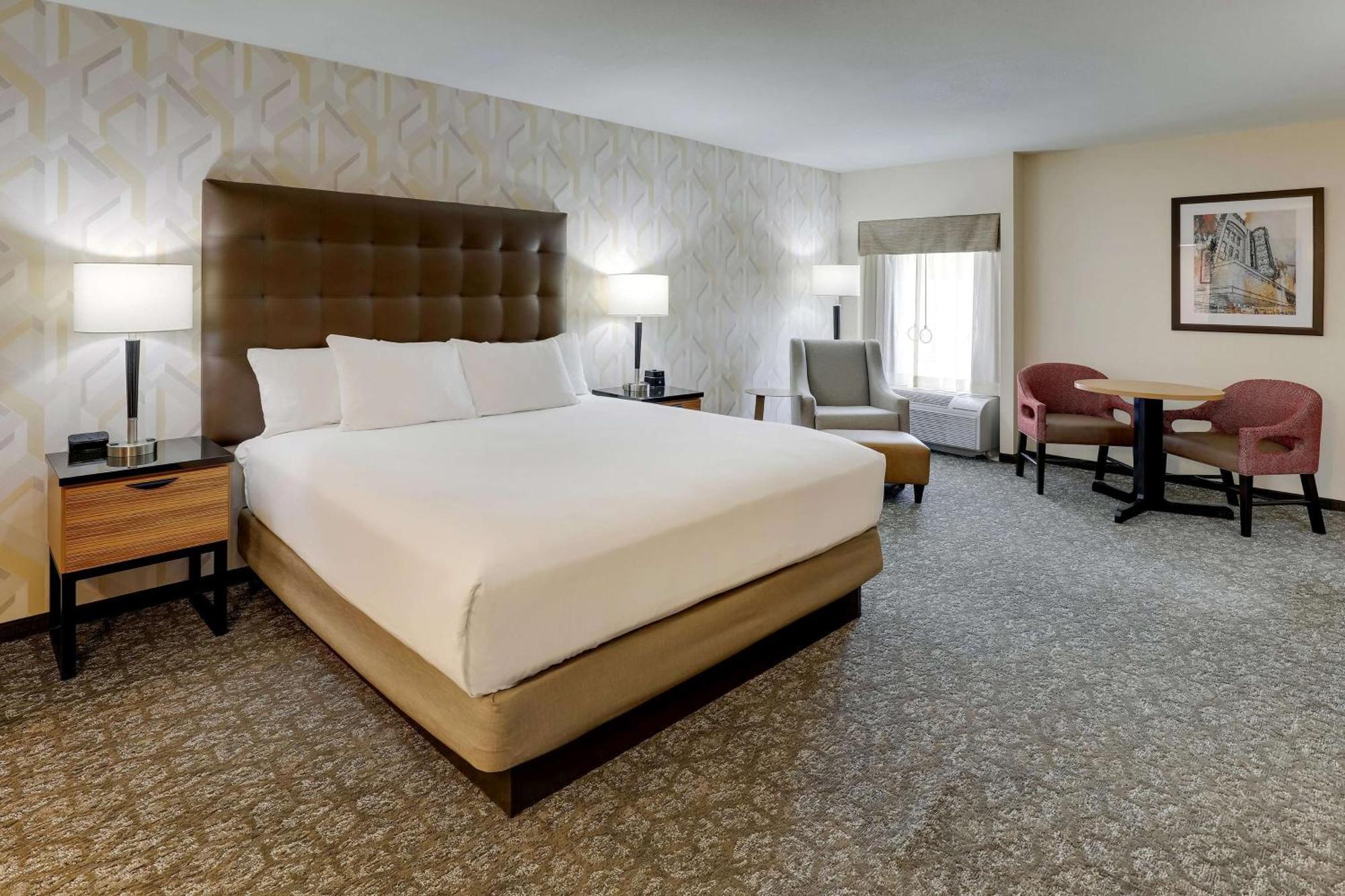 Drury Inn & Suites Birmingham Lakeshore Drive Dış mekan fotoğraf