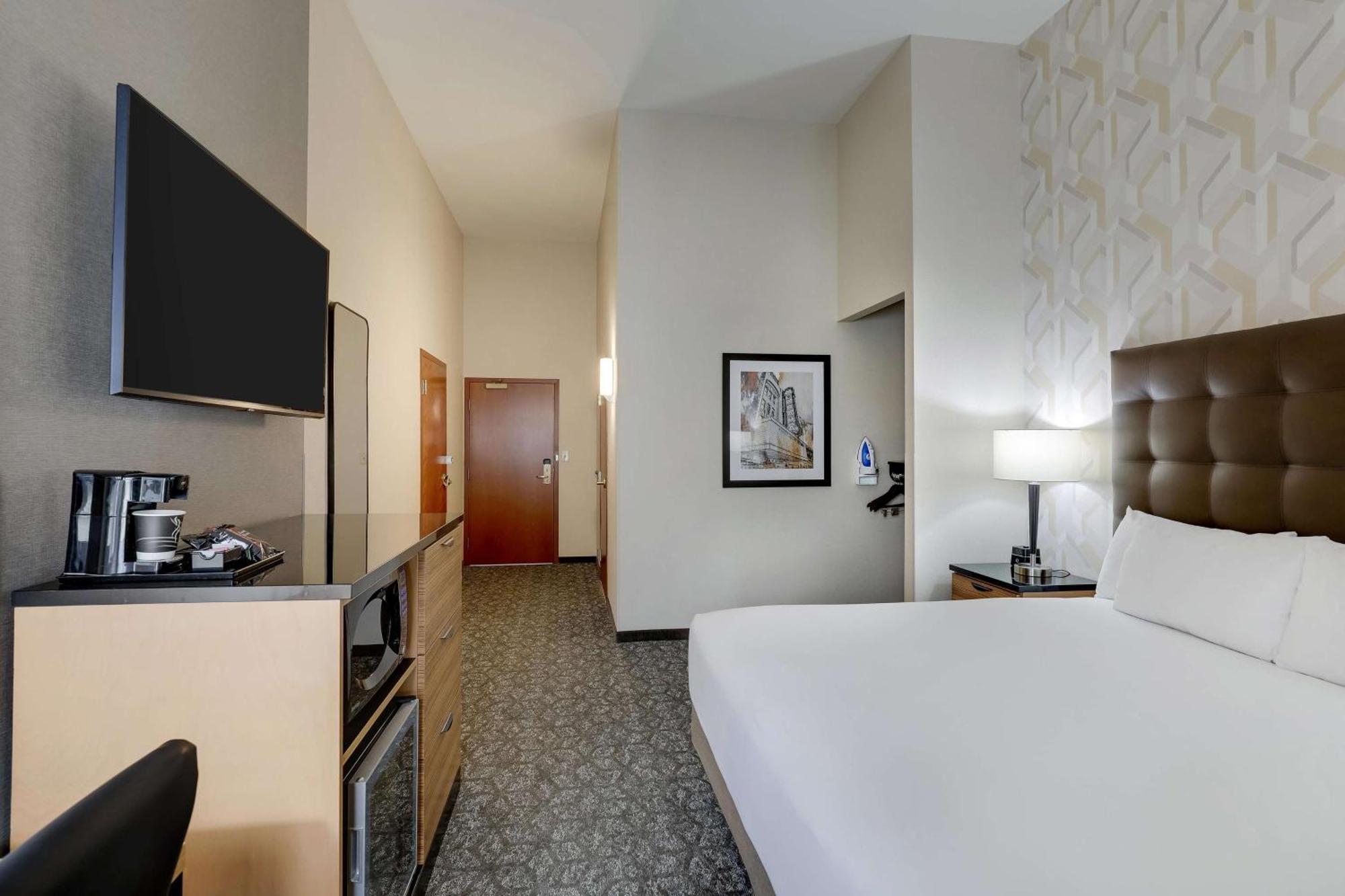 Drury Inn & Suites Birmingham Lakeshore Drive Dış mekan fotoğraf