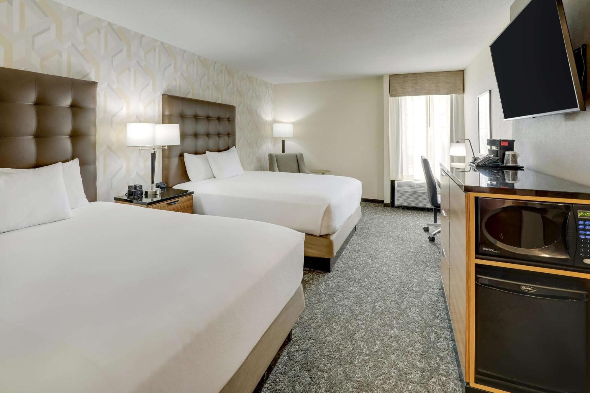 Drury Inn & Suites Birmingham Lakeshore Drive Dış mekan fotoğraf