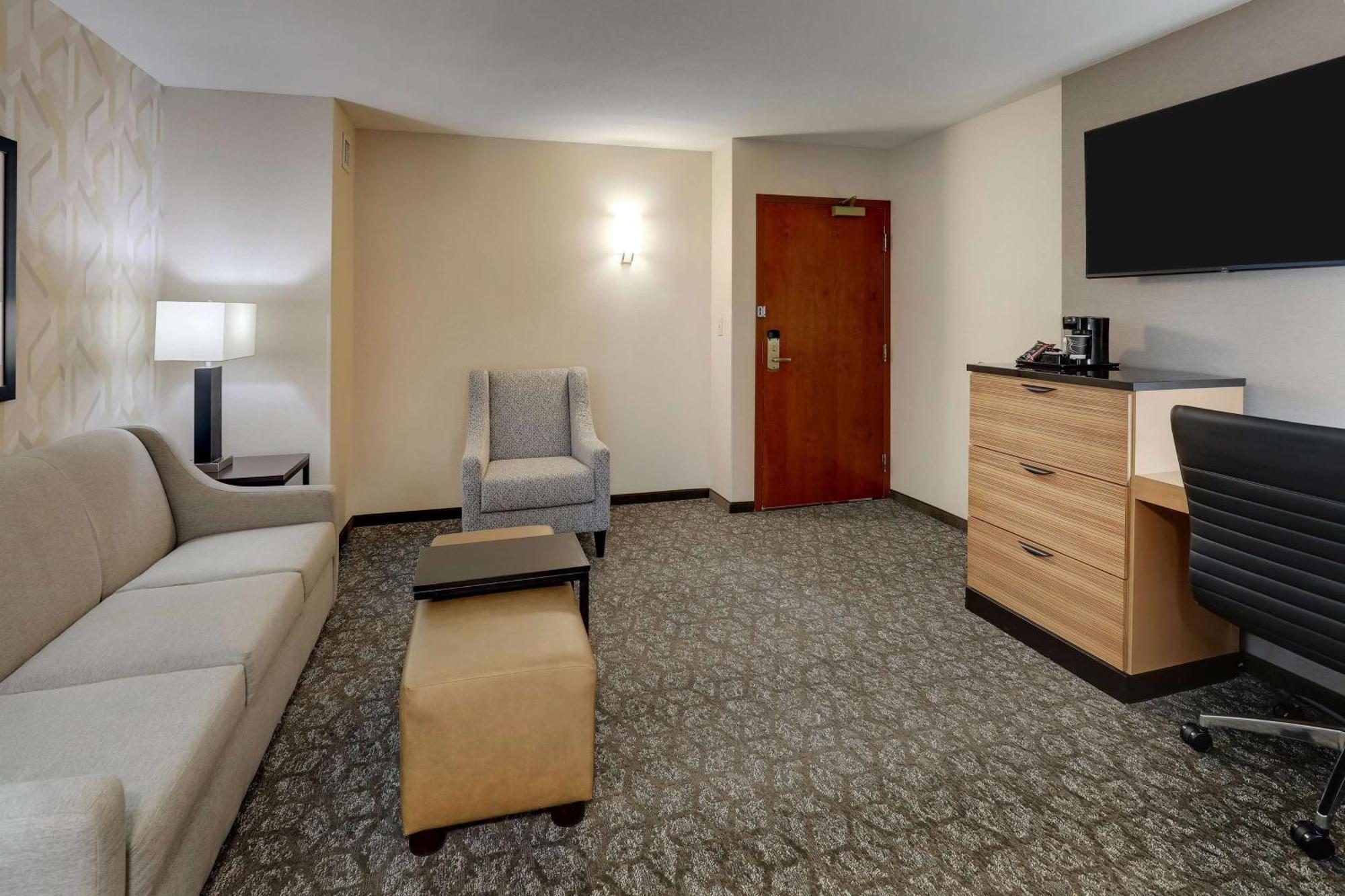 Drury Inn & Suites Birmingham Lakeshore Drive Dış mekan fotoğraf