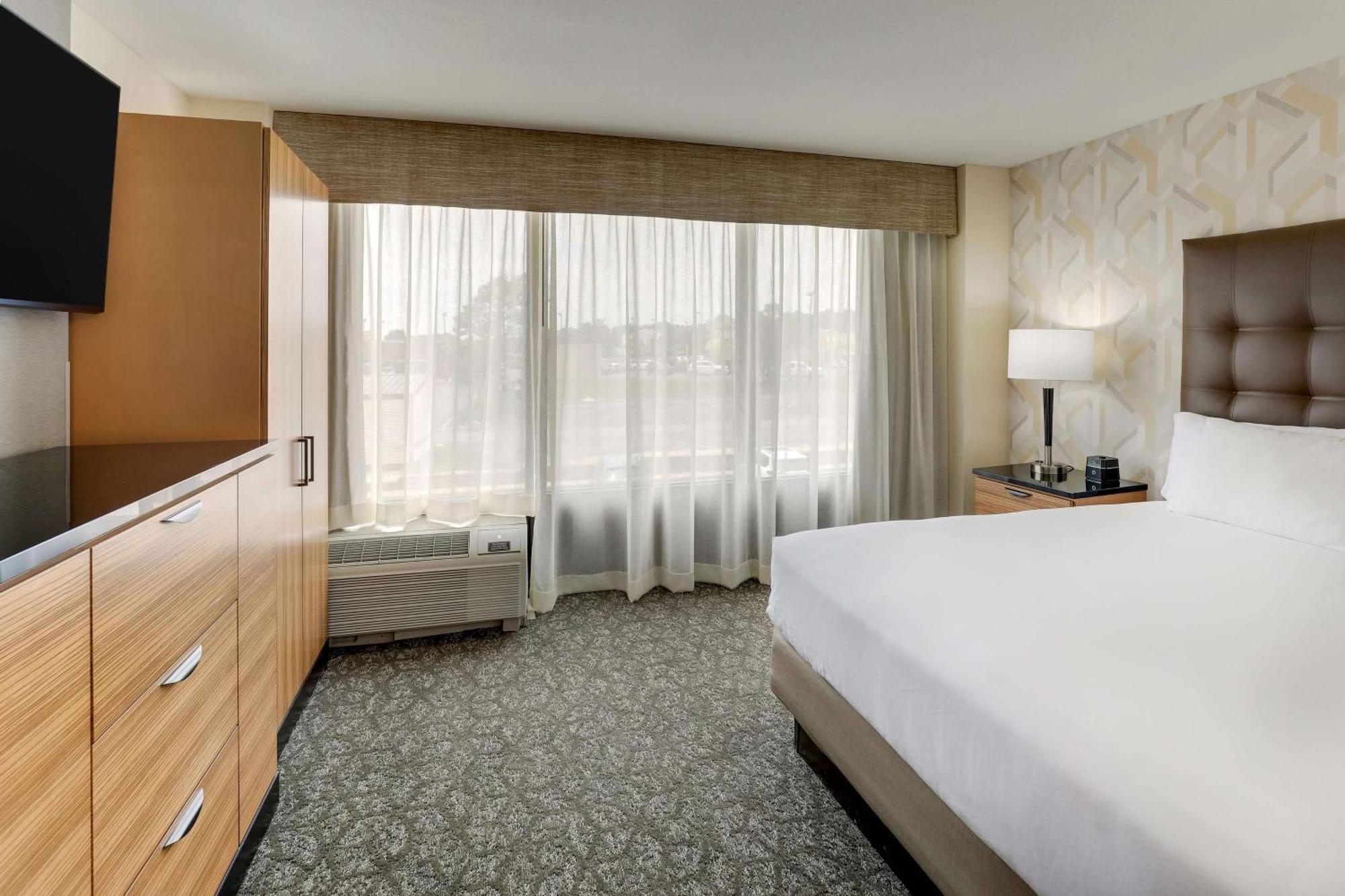 Drury Inn & Suites Birmingham Lakeshore Drive Dış mekan fotoğraf